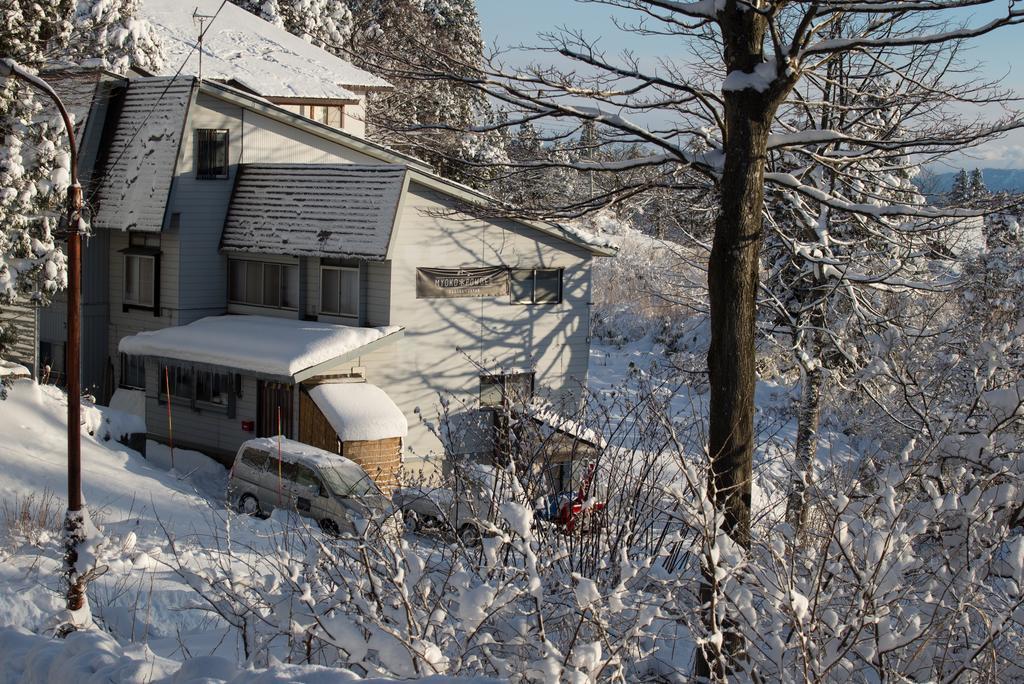 Myoko Powder Hostel Exterior photo